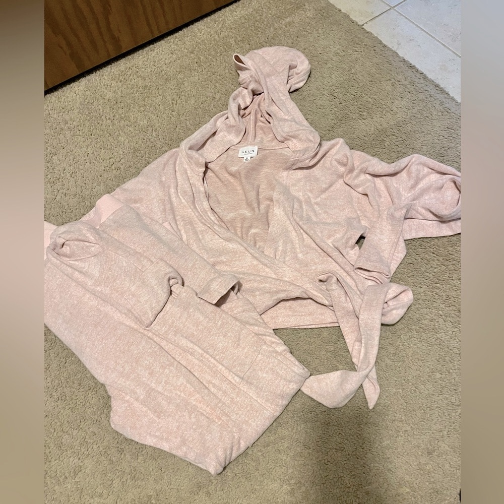 Light Pink 2 piece lounge set